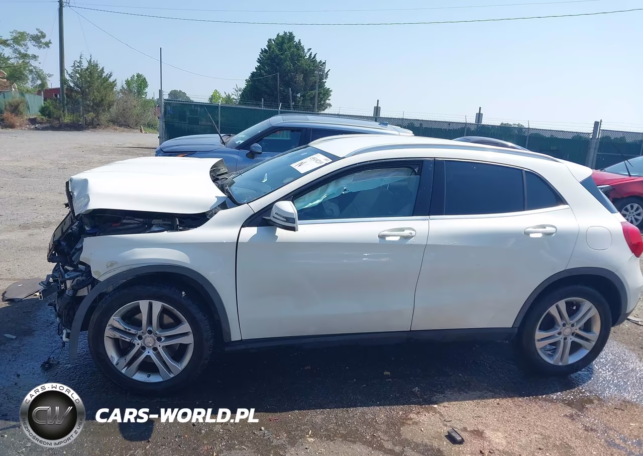2015 Mercedes-Benz Gla 250 4Matic VIN:WDCTG4GB8FJ171311 - 13