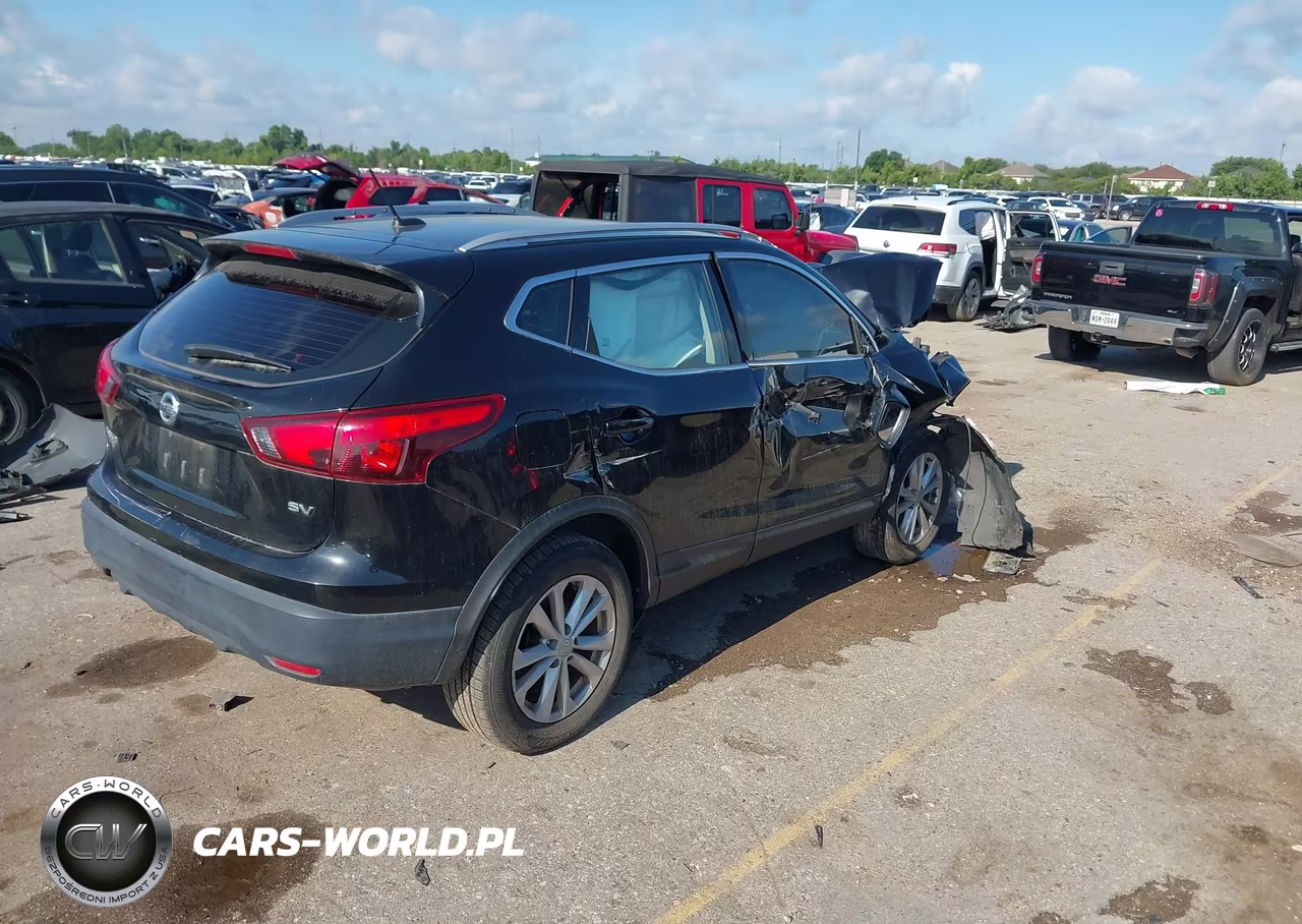 2018 Nissan Rogue Sport Sv VIN:JN1BJ1CP6JW165251 - 4