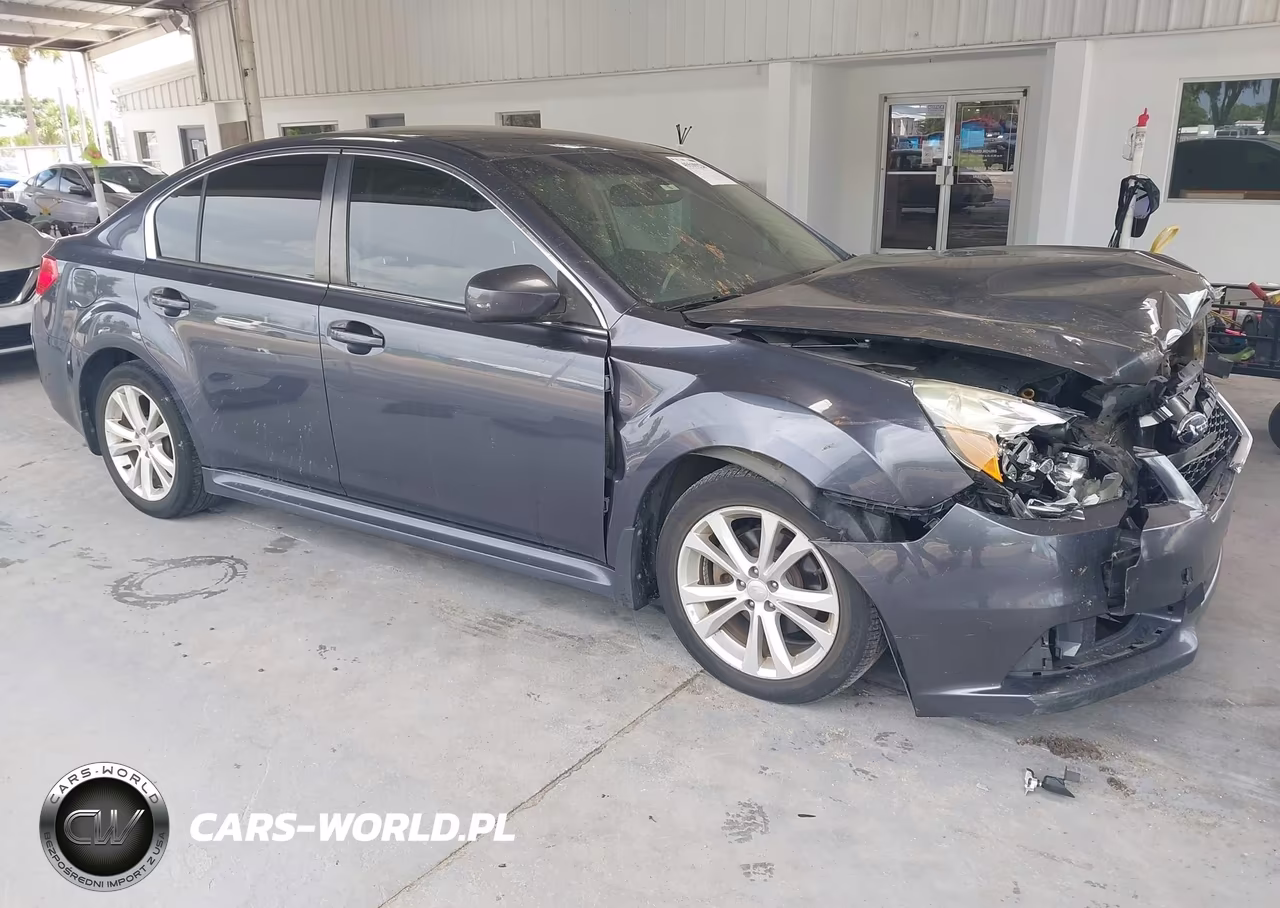 2013 Subaru Legacy 2.5I Premium – zdjęcie 1 z 16