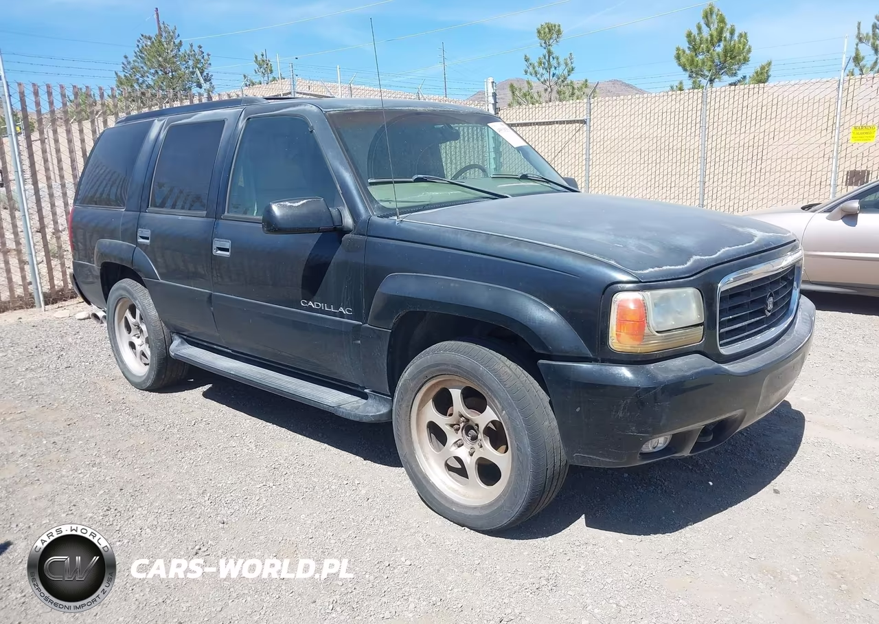 2000 Cadillac Escalade Standard