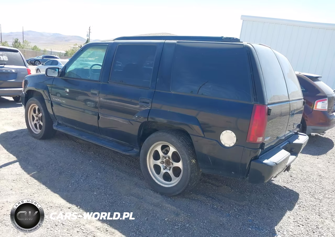 2000 Cadillac Escalade Standard VIN:1GYEK63R3YR200885 - 3