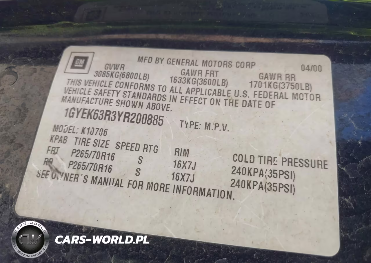 2000 Cadillac Escalade Standard VIN:1GYEK63R3YR200885 - 9