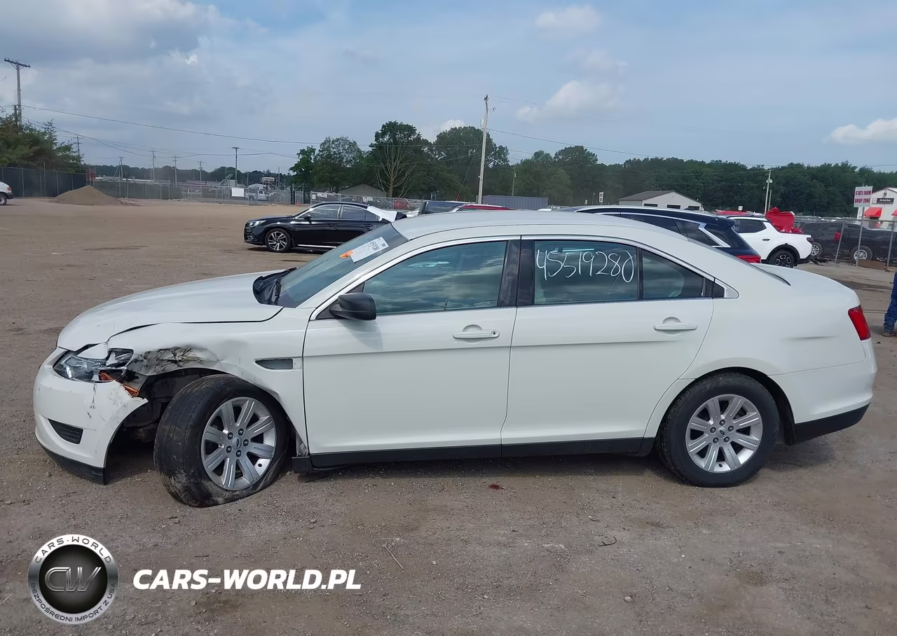 2010 Ford Taurus Se VIN:1FAHP2DW7AG140246 - 14