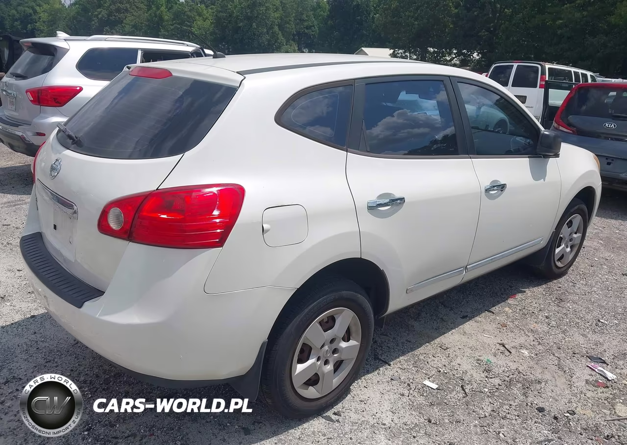 2015 Nissan Rogue Select S VIN:JN8AS5MT2FW154879 - 4