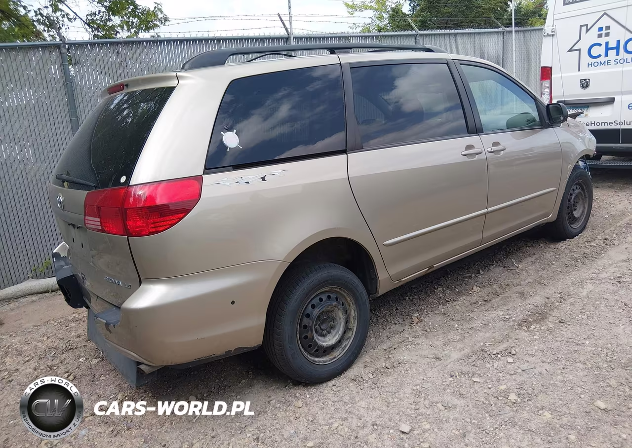 2004 Toyota Sienna Le VIN:5TDZA23C44S114169 - 4