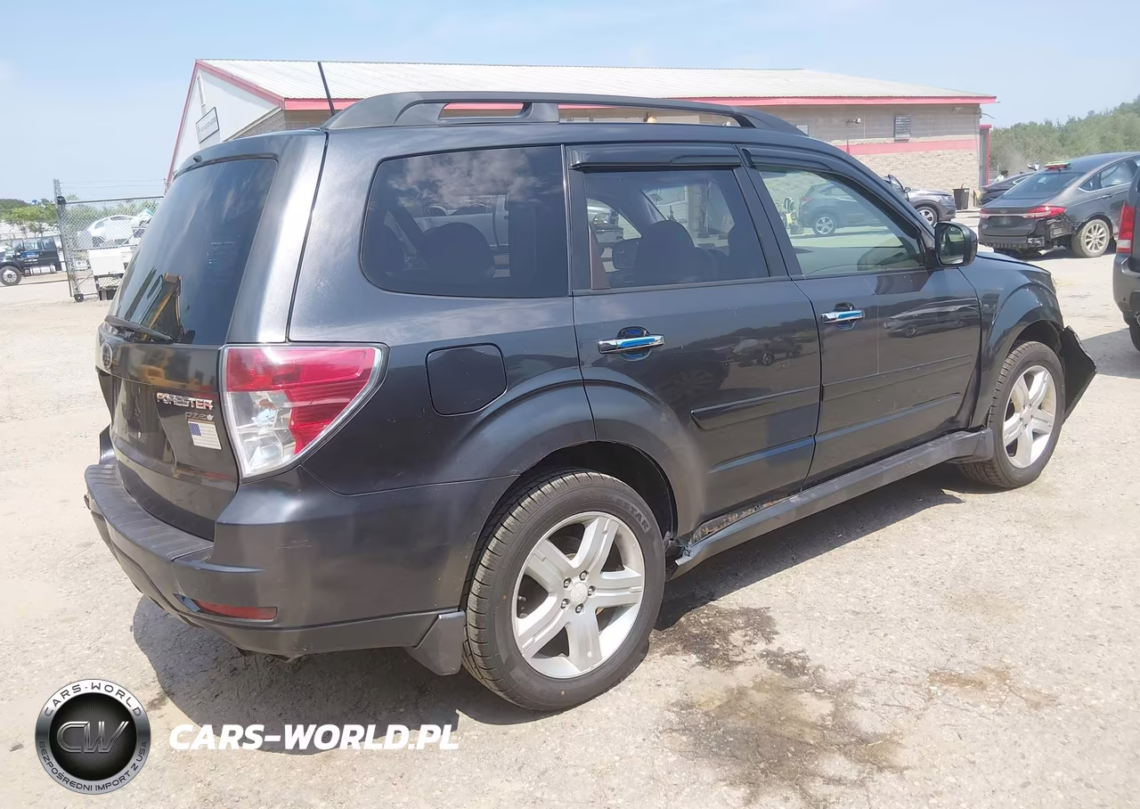 2010 Subaru Forester 2.5X Premium VIN:JF2SH6CC2AH704649 - 4