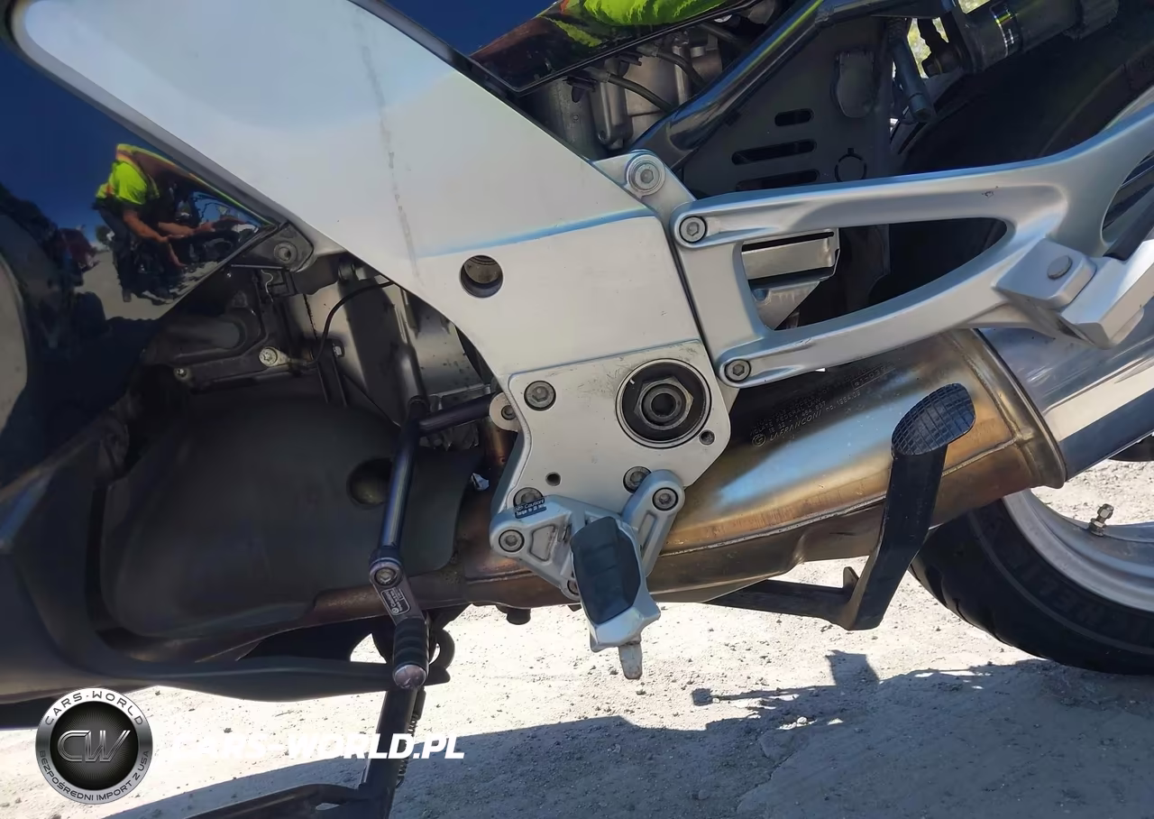 2002 BMW K1200 Rs VIN:WB10557A92ZG36539 - 9