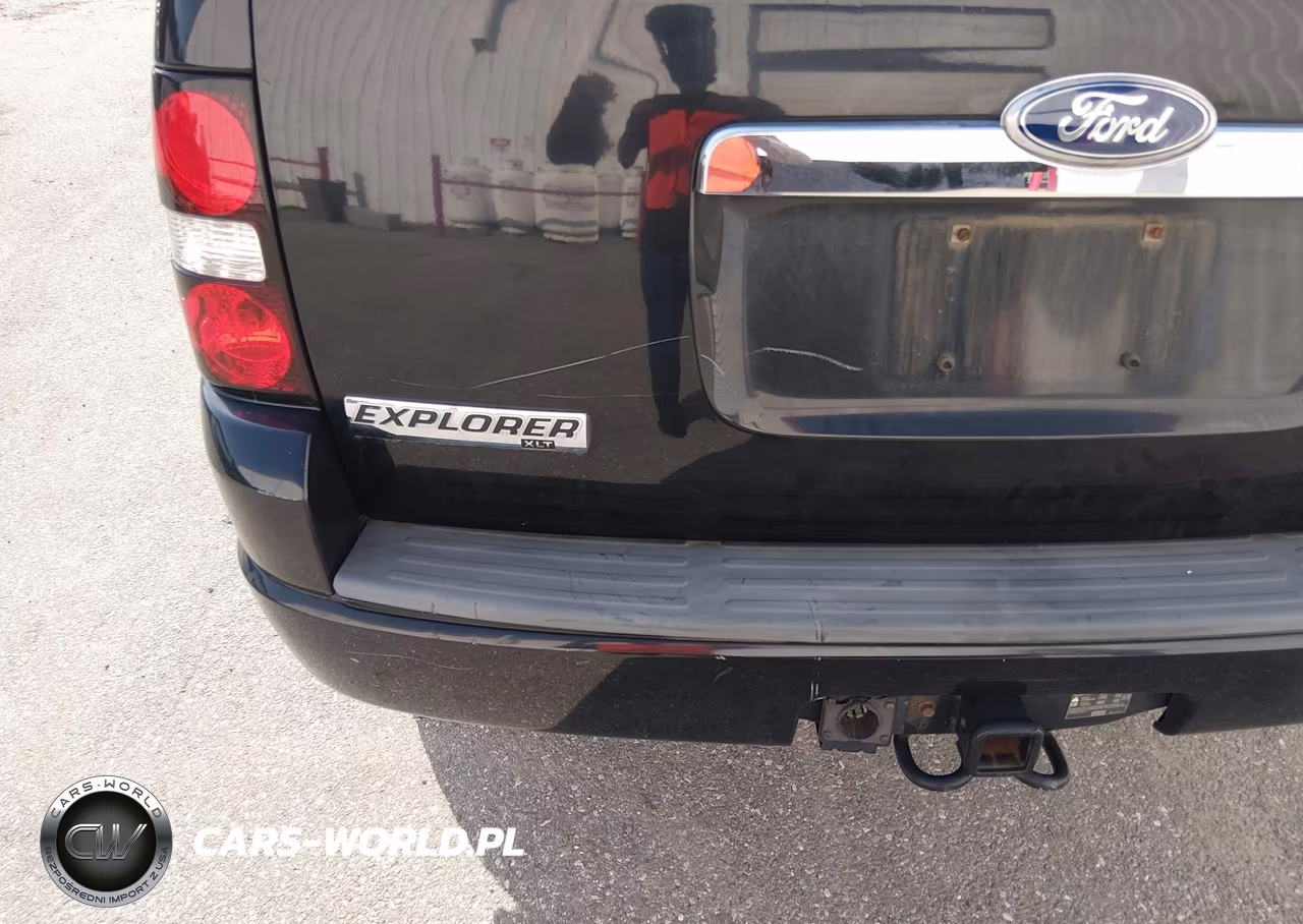 2010 Ford Explorer Xlt VIN:1FMEU7DE8AUA68030 - 12