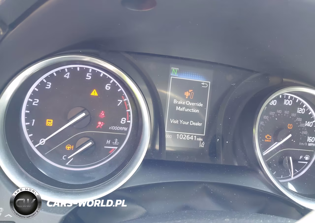 2018 Toyota Camry Le VIN:4T1B11HK1JU079900 - 7