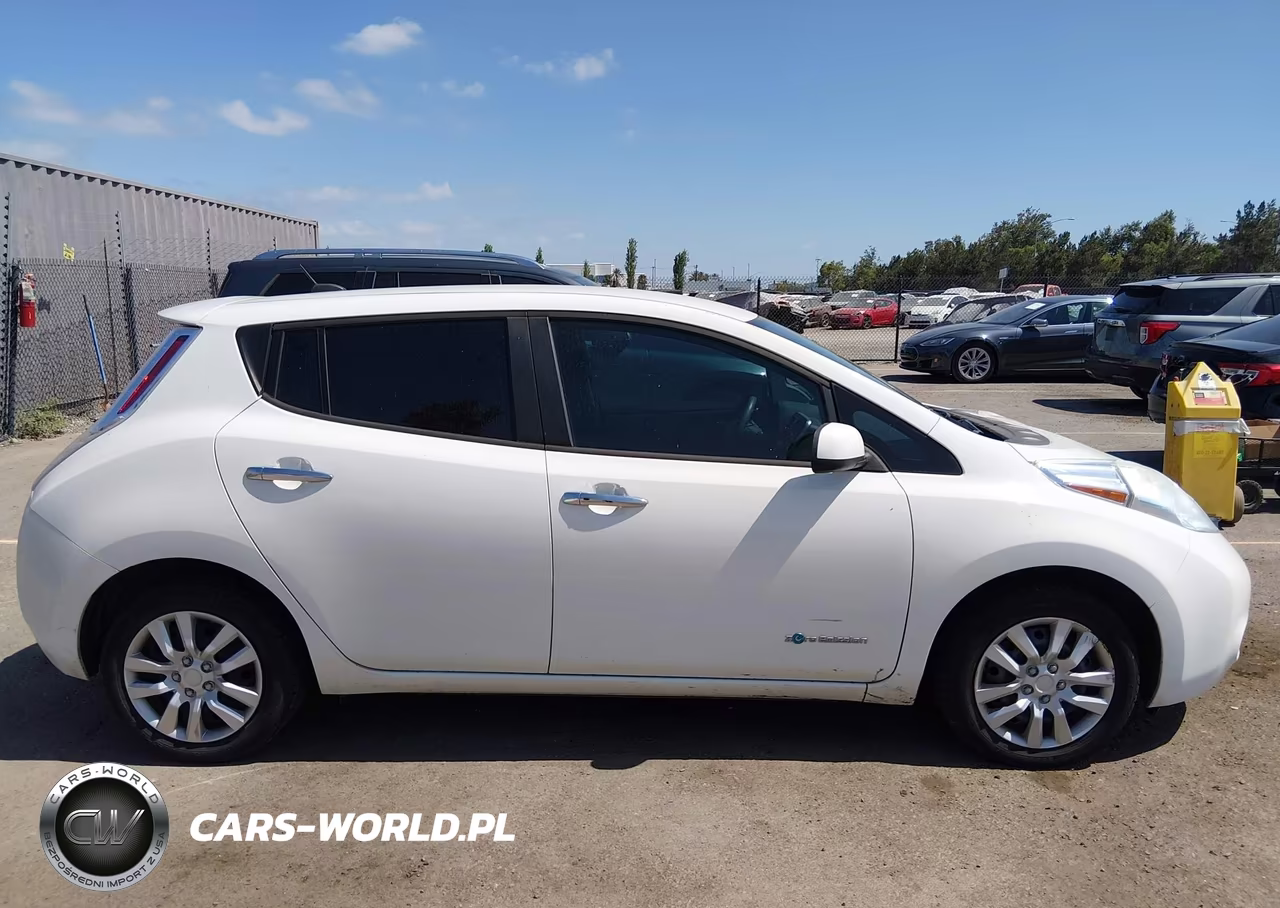 2016 Nissan Leaf S VIN:1N4AZ0CP7GC306209 - 13
