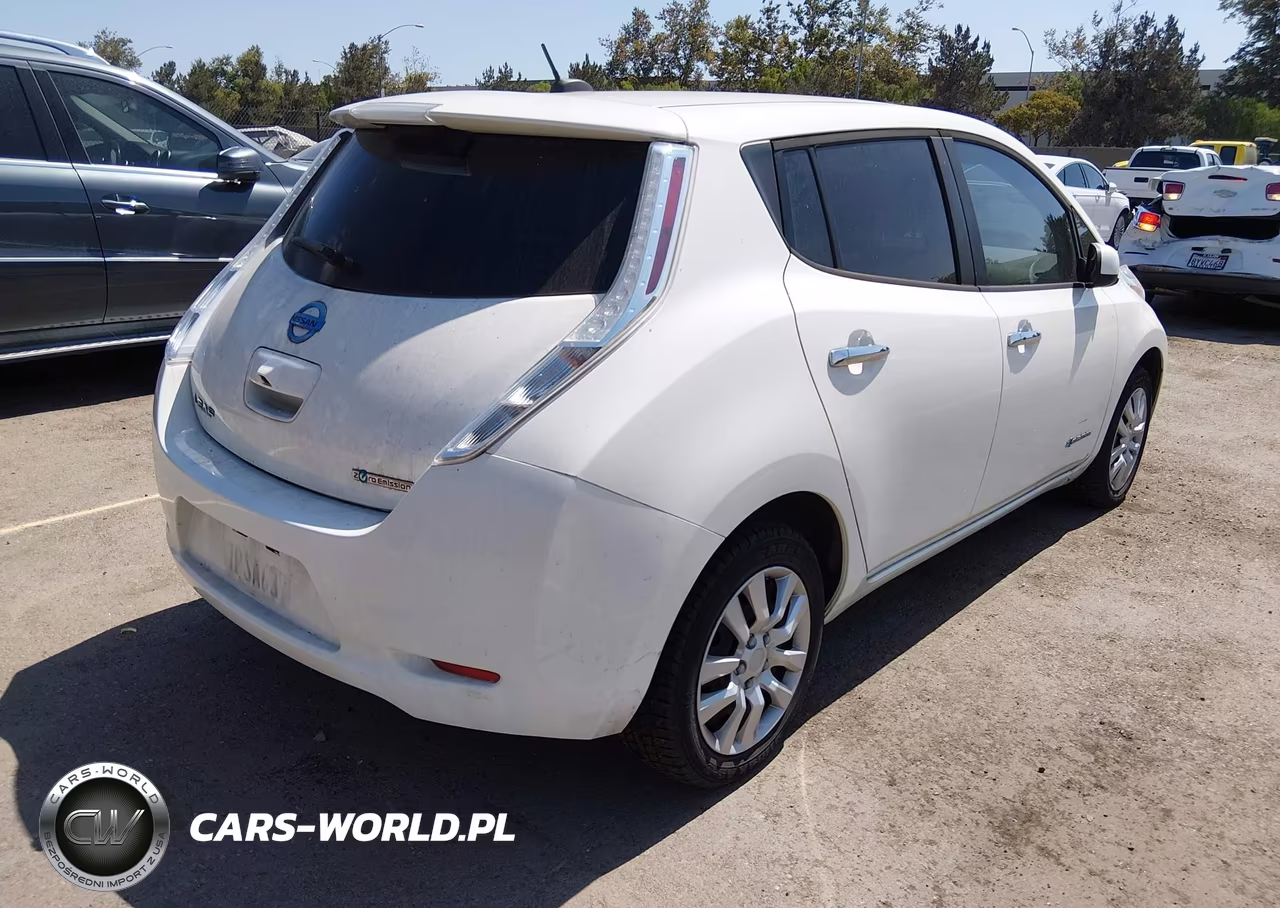 2016 Nissan Leaf S VIN:1N4AZ0CP7GC306209 - 4
