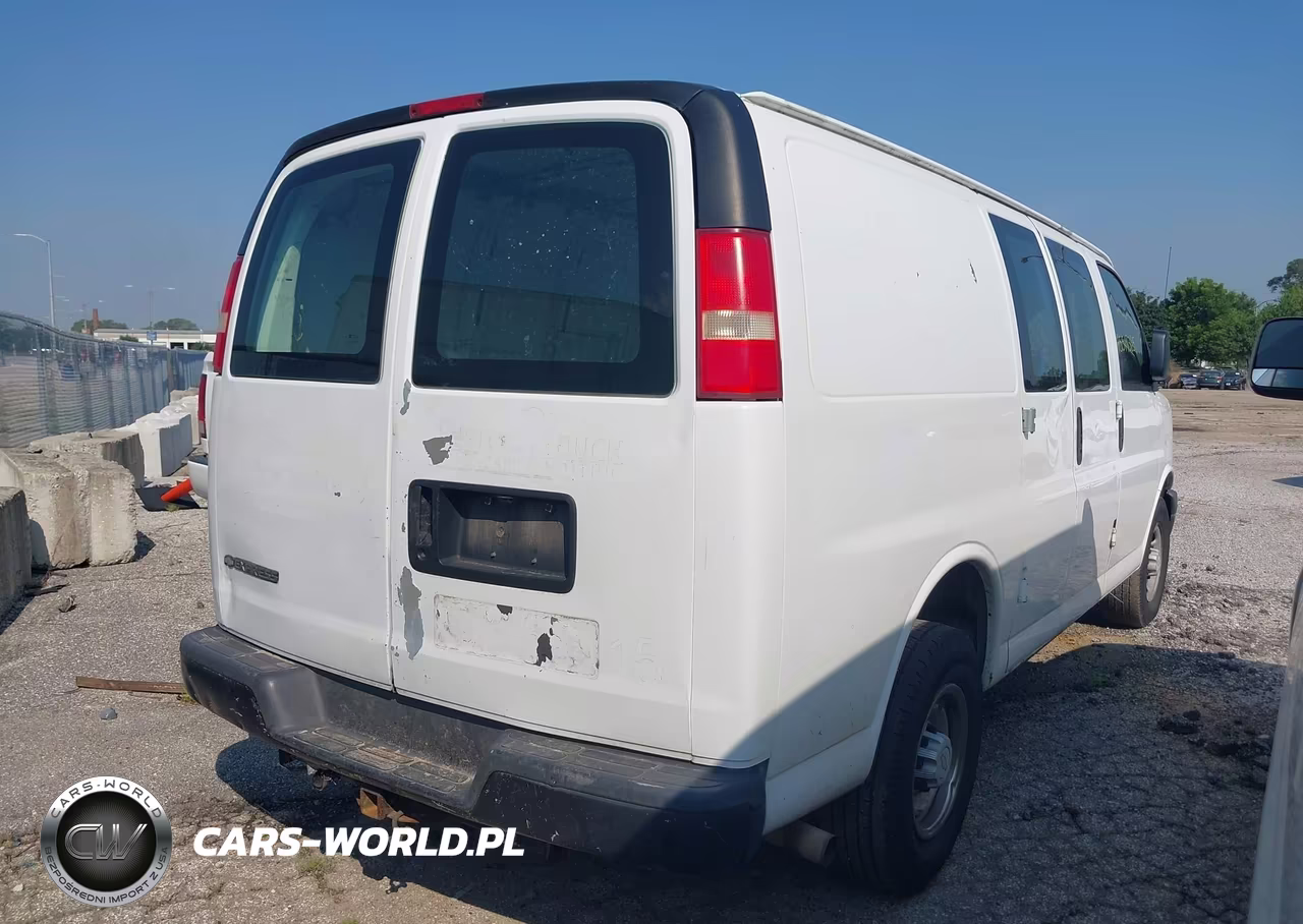 2007 Chevrolet Express Work Van VIN:1GCGG25V971153037 - 4