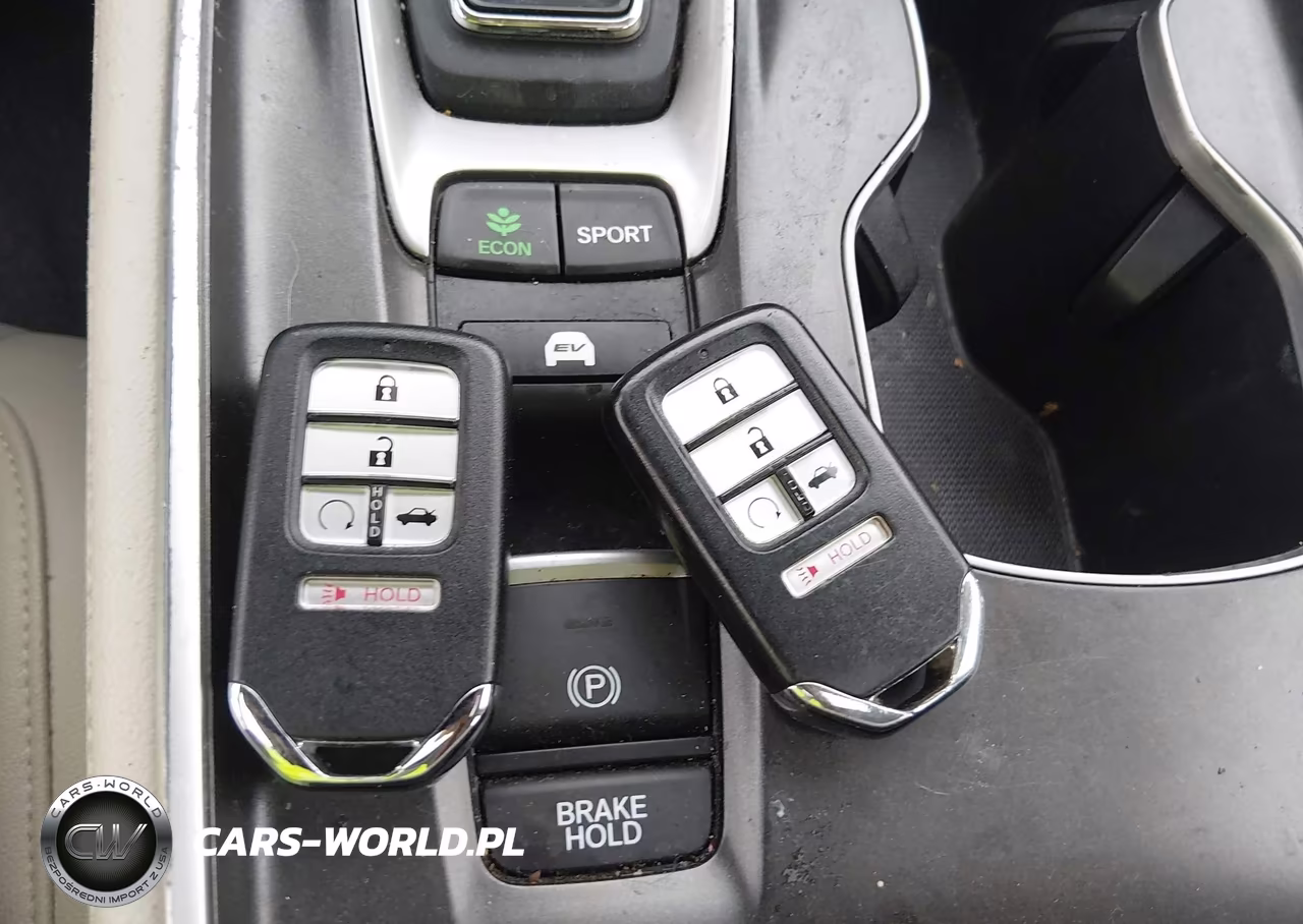 2020 Honda Accord Hybrid Touring VIN:1HGCV3F93LA008969 - 11