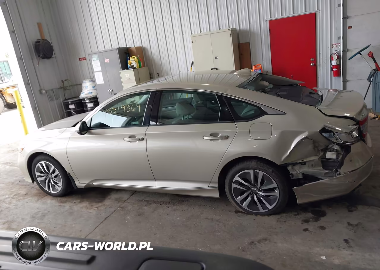 2020 Honda Accord Hybrid Touring VIN:1HGCV3F93LA008969 - 14