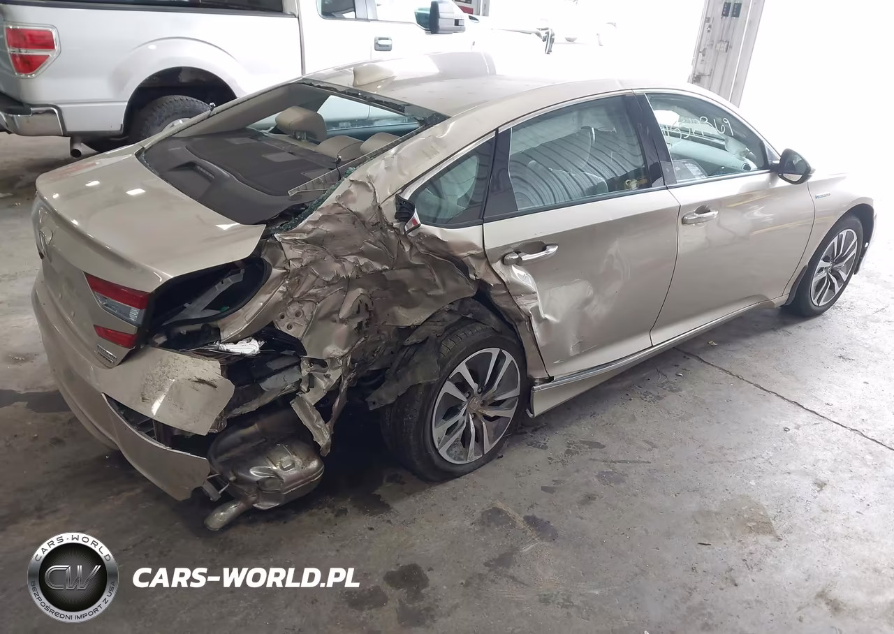 2020 Honda Accord Hybrid Touring VIN:1HGCV3F93LA008969 - 4