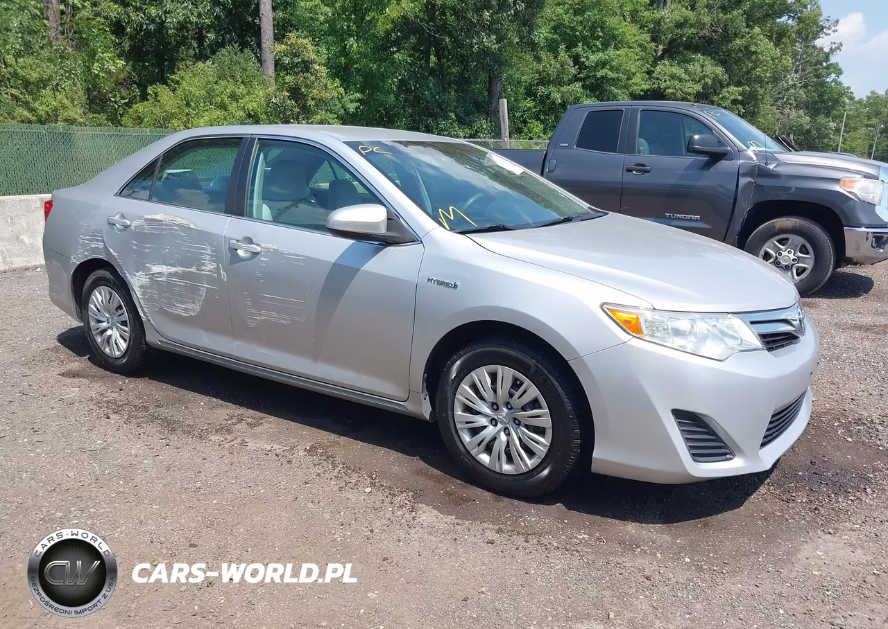2012 Toyota Camry Hybrid Le – zdjęcie 1 z 16