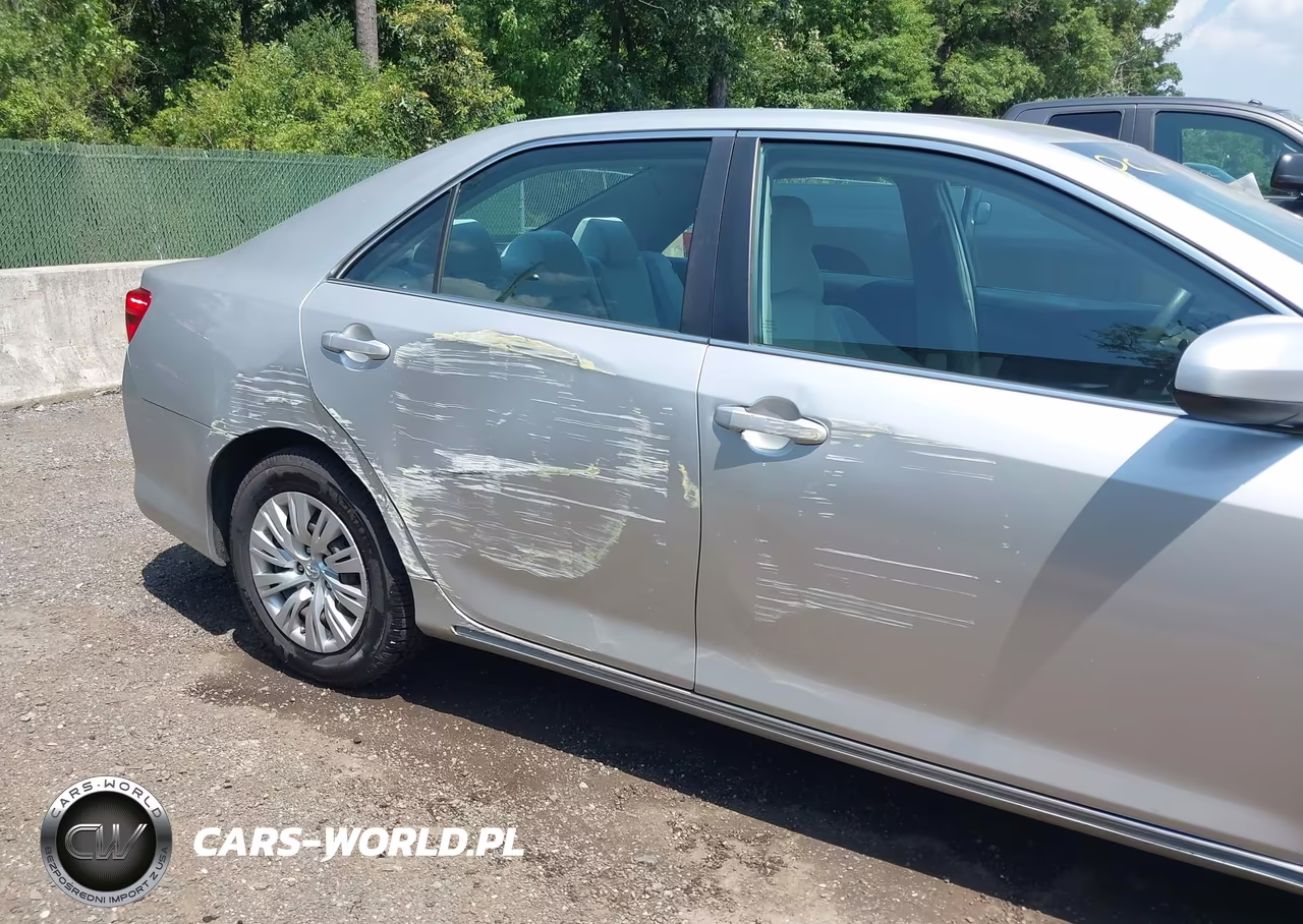 2012 Toyota Camry Hybrid Le VIN:4T1BD1FK5CU019597 - 6