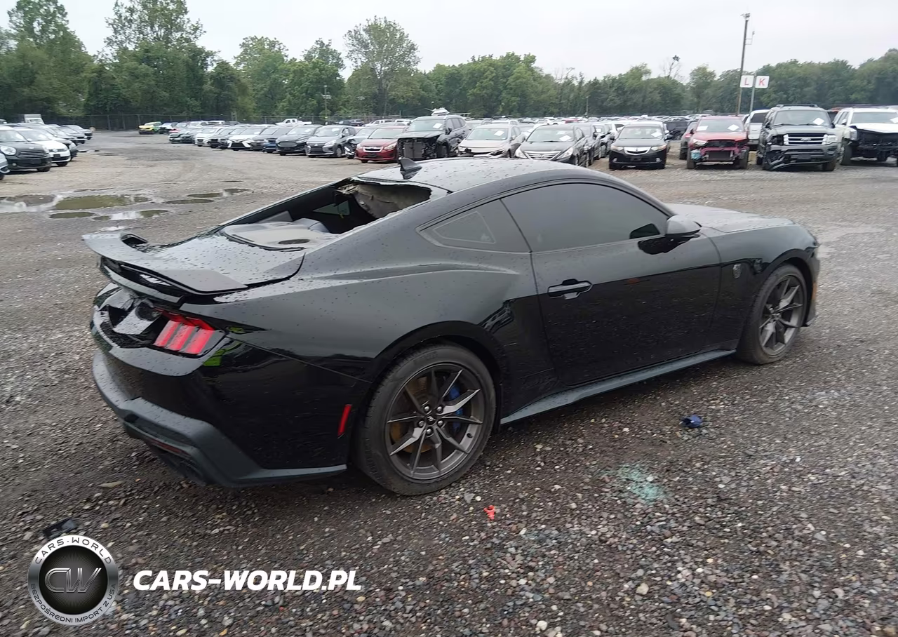 2024 Ford Mustang Dark Horse Fastback VIN:1FA6P8R03R5504166 - 4