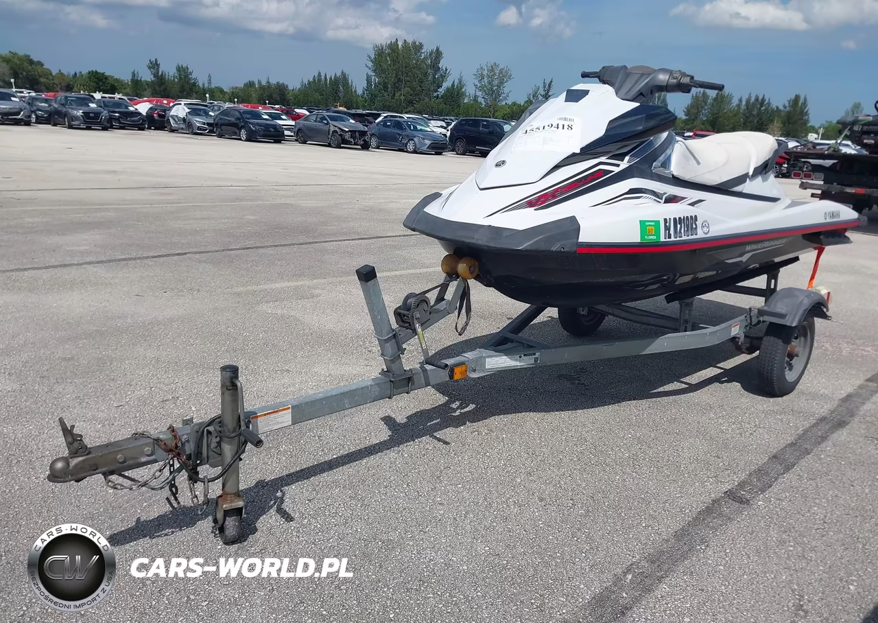 2018 Yamaha Vx Deluxe VIN:YAMA3843J718 - 2