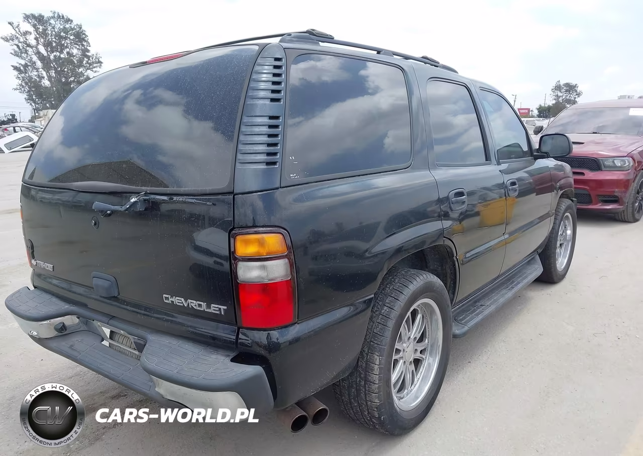 2005 Chevrolet Tahoe Ls VIN:1GNEC13V05R260614 - 4