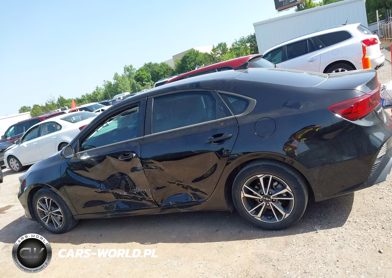 2022 Kia Forte Lxs VIN:3KPF24ADXNE458270 - 14