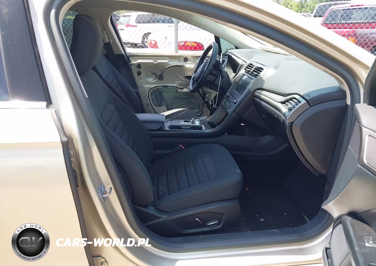2017 Ford Fusion Se VIN:3FA6P0HD2HR348266 - 5