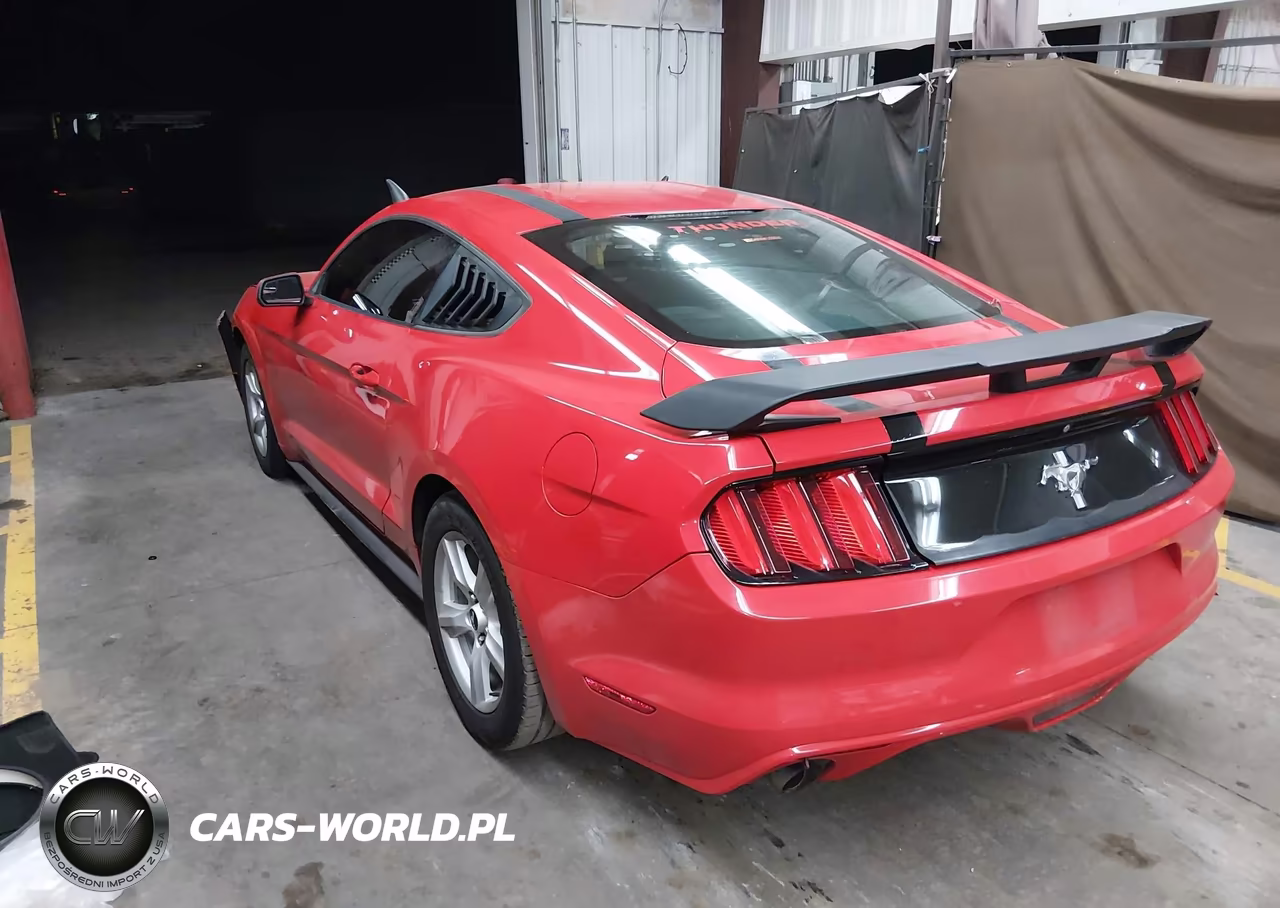 2016 Ford Mustang V6 VIN:1FA6P8AM6G5215892 - 3