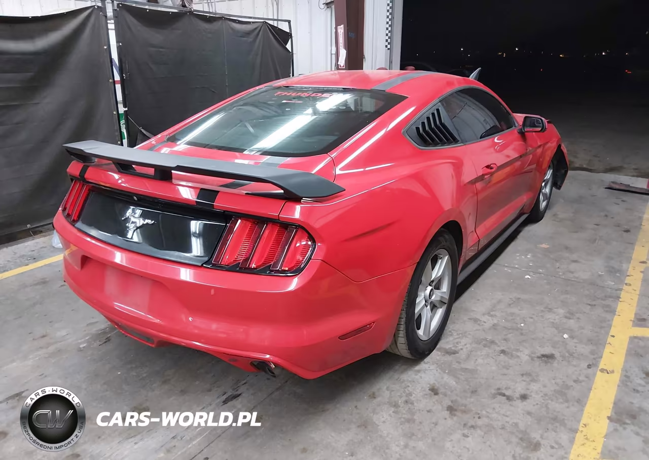 2016 Ford Mustang V6 VIN:1FA6P8AM6G5215892 - 4