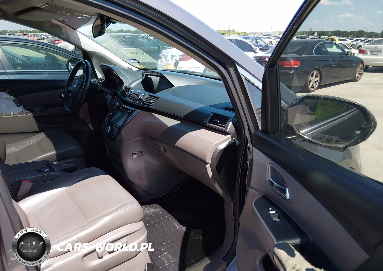 2014 Honda Odyssey Touring-Touring Elite VIN:5FNRL5H91EB052499 - 5