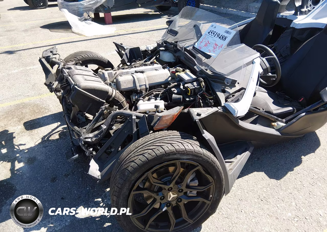 2023 Polaris Slingshot S VIN:57XAASHD1P8160881 - 12