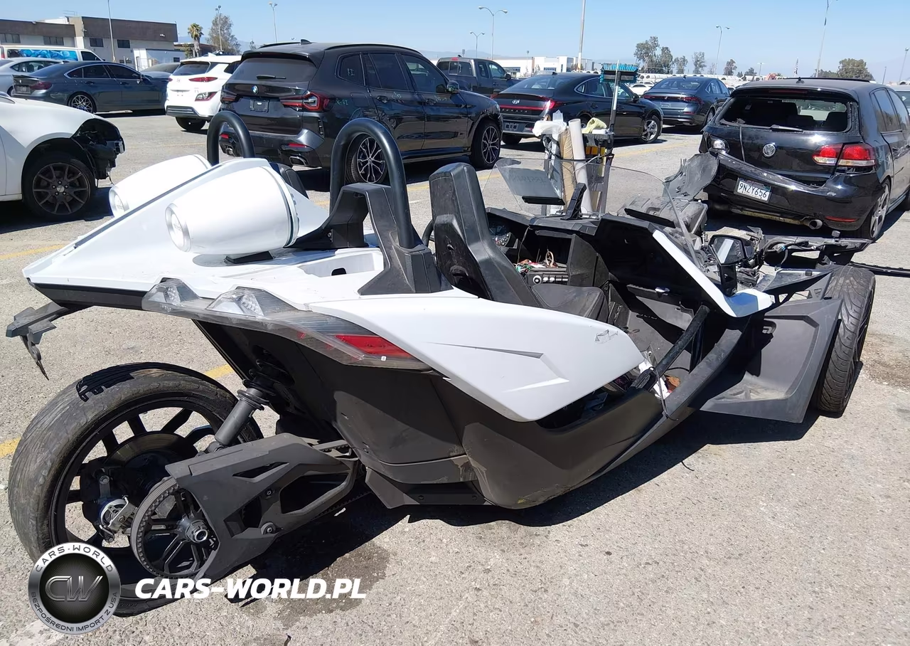 2023 Polaris Slingshot S VIN:57XAASHD1P8160881 - 4