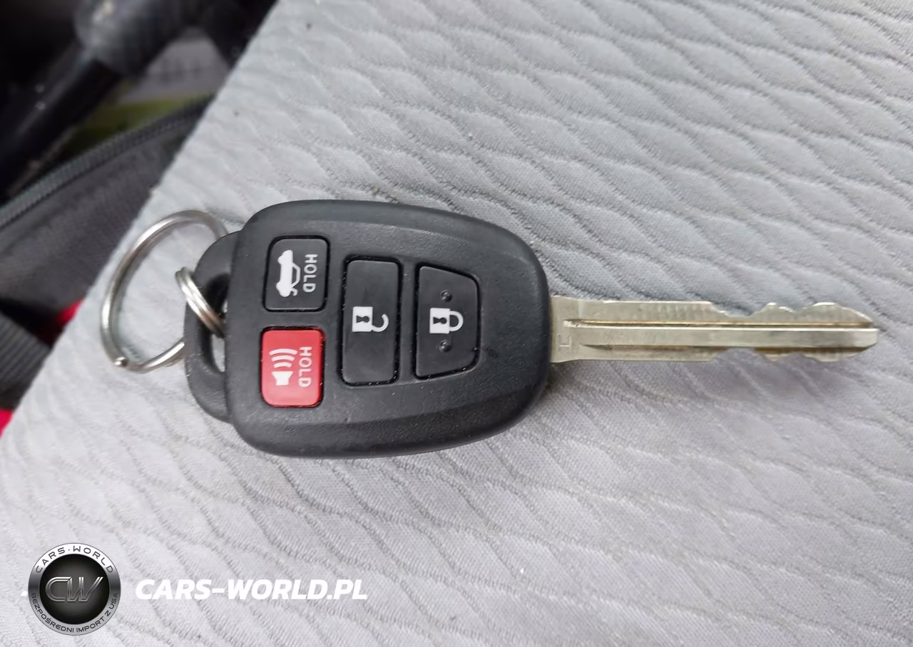 2016 Toyota Corolla Le VIN:2T1BURHE0GC537372 - 11