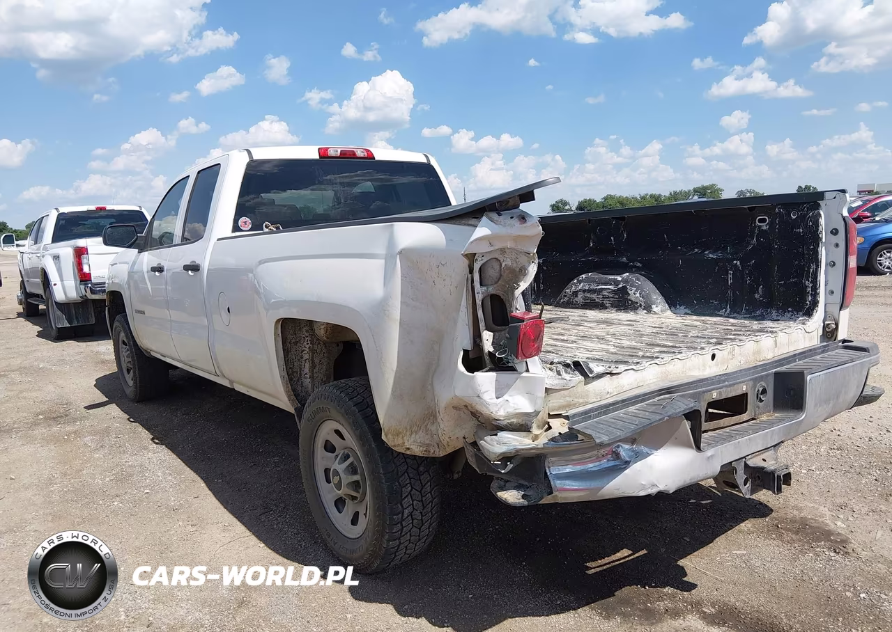 2015 Chevrolet Silverado 2500Hd Work Truck VIN:1GC2CUEG2FZ117953 - 3