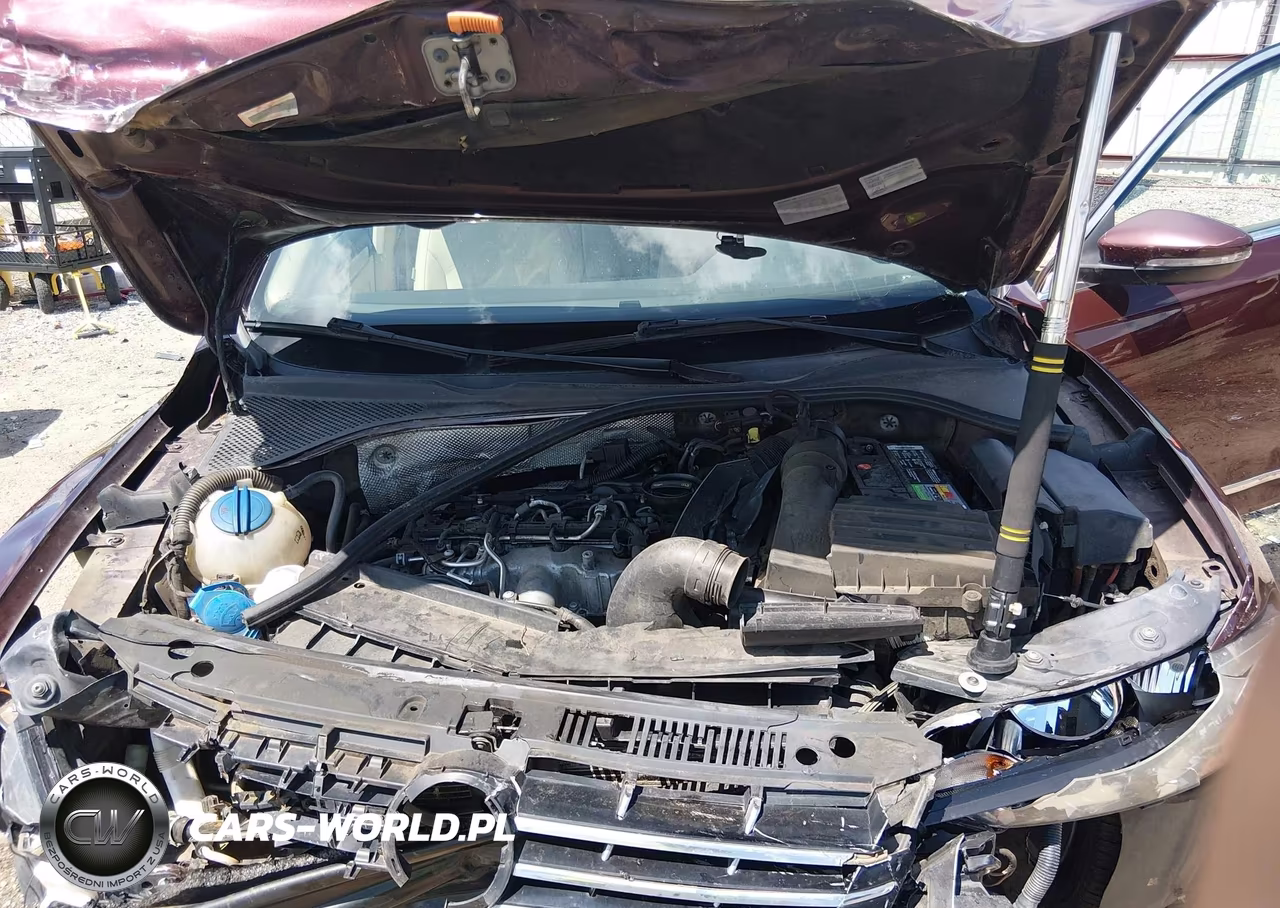 2012 Volkswagen Passat 2.0L Tdi Se VIN:1VWBN7A39CC067563 - 10