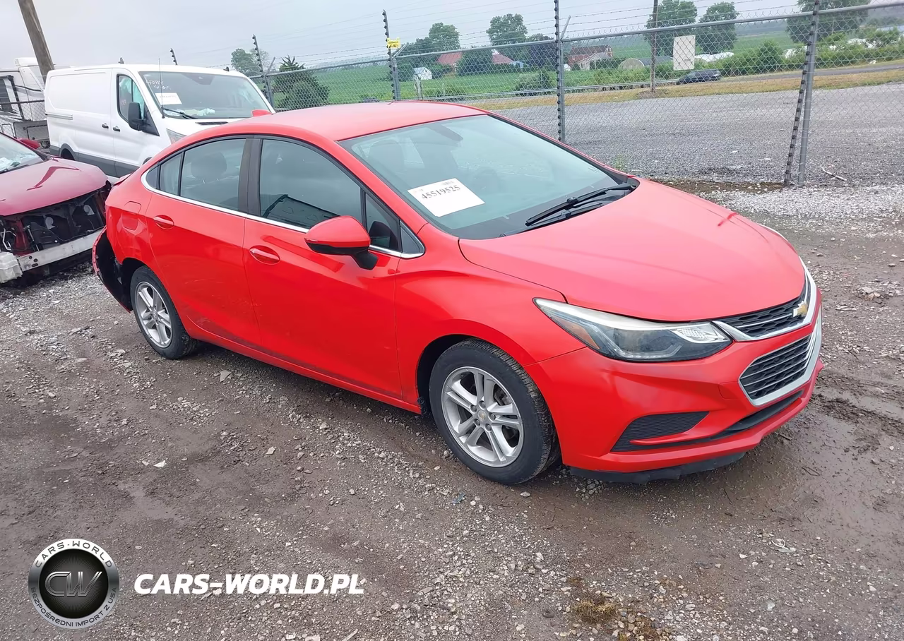 2016 Chevrolet Cruze Lt Auto – zdjęcie 1 z 13