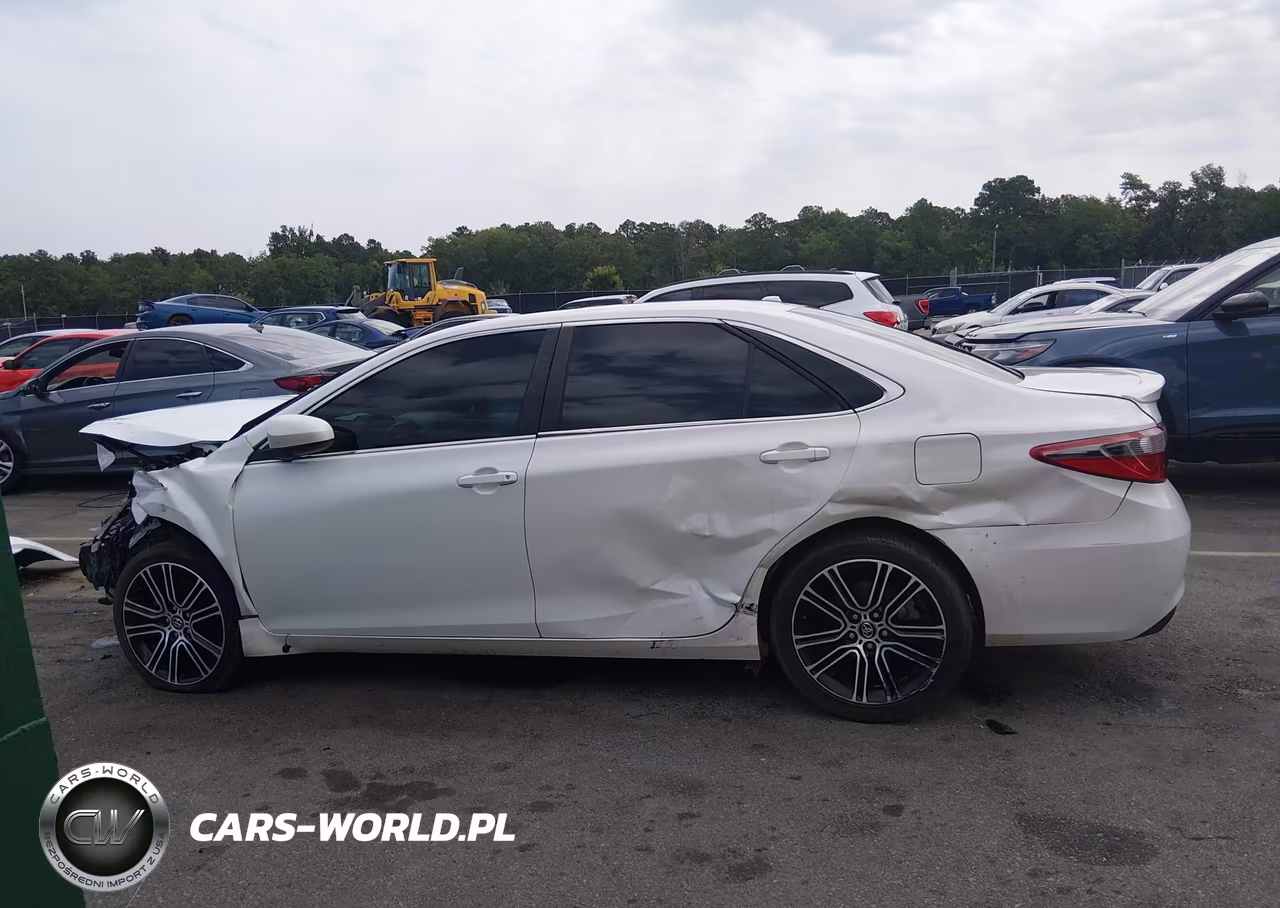 2016 Toyota Camry Se VIN:4T1BF1FK5GU193993 - 15