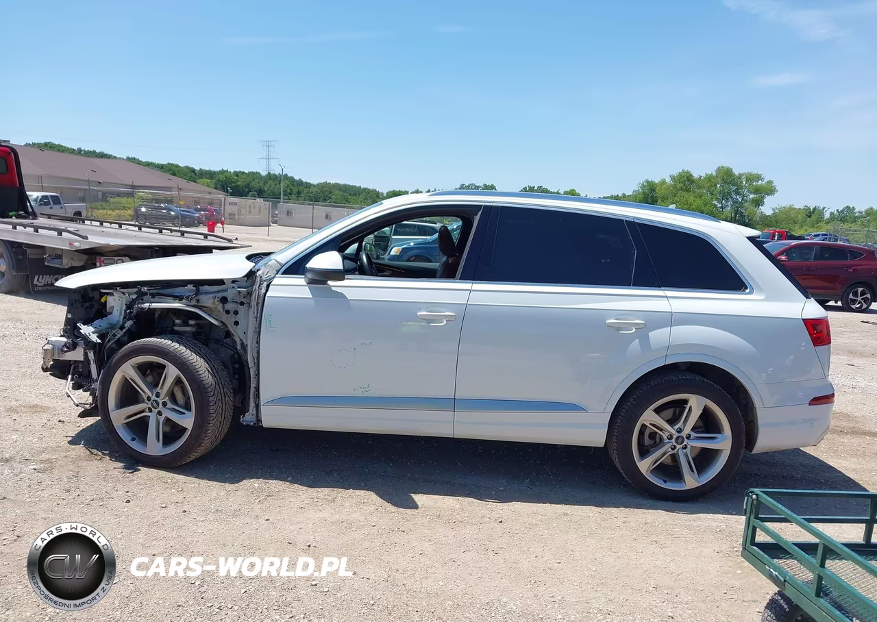 2019 Audi Q7 55 Premium VIN:WA1VAAF71KD005419 - 14