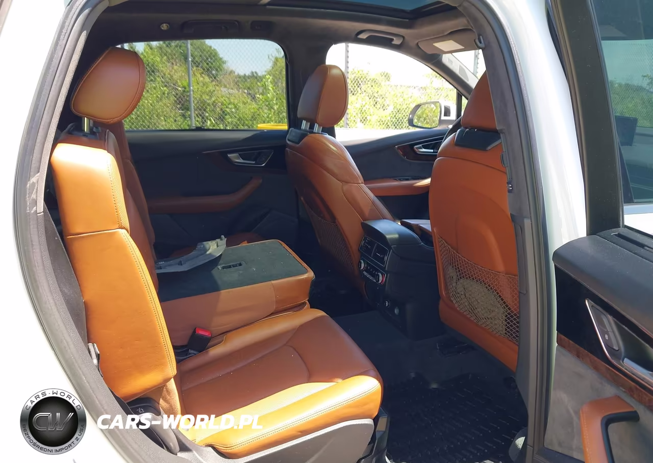 2019 Audi Q7 55 Premium VIN:WA1VAAF71KD005419 - 8