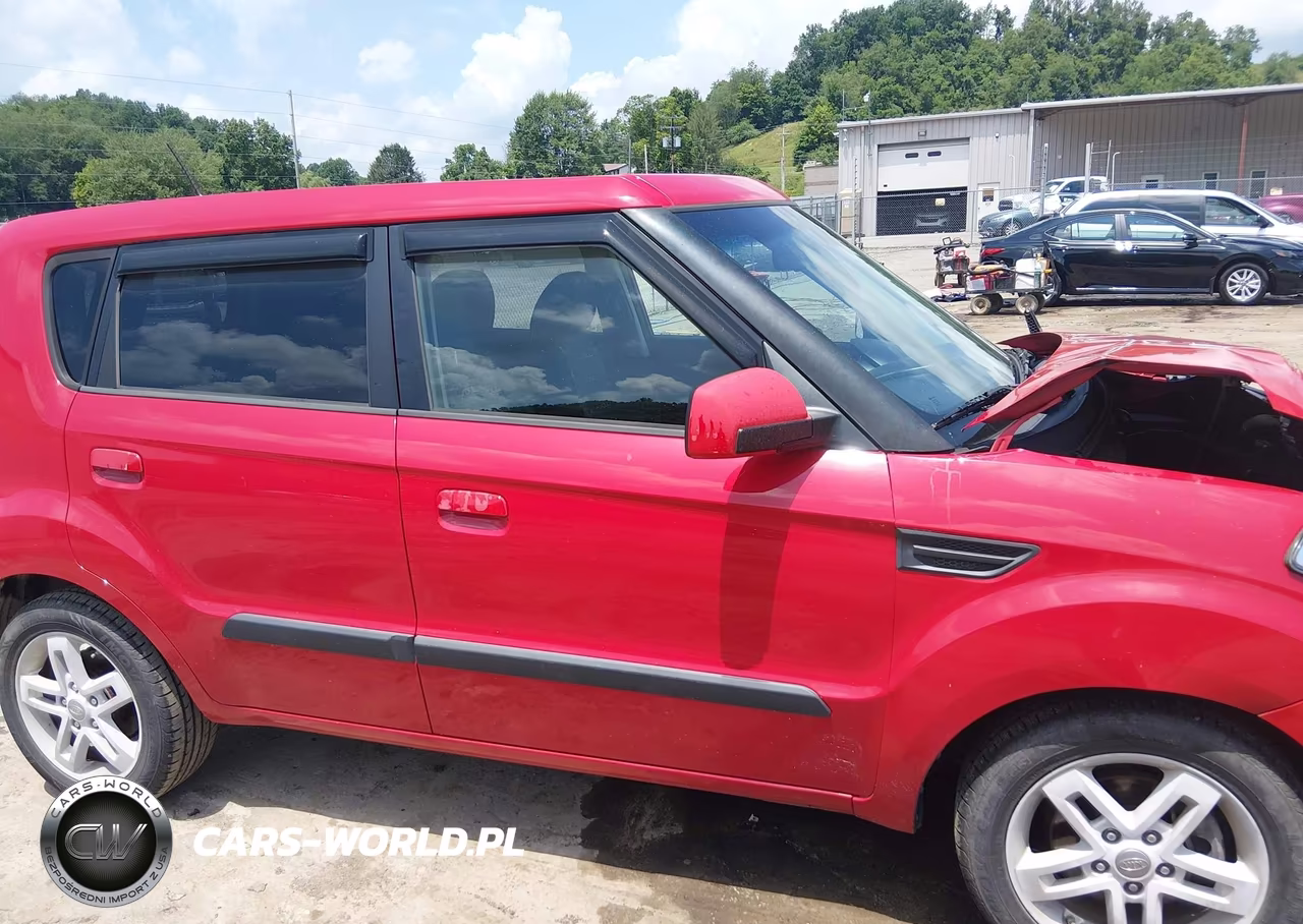 2010 Kia Soul + VIN:KNDJT2A21A7179083 - 13