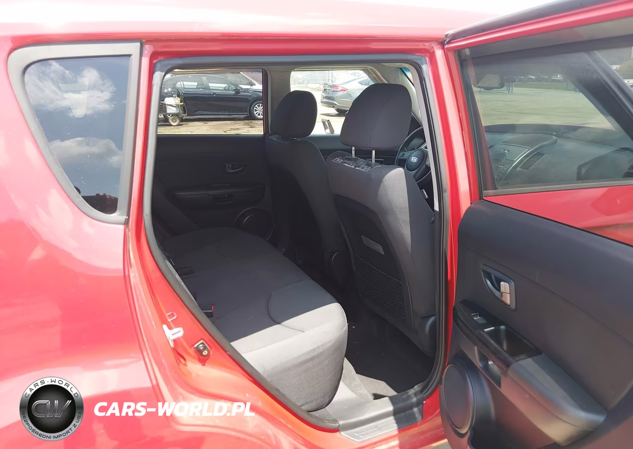 2010 Kia Soul + VIN:KNDJT2A21A7179083 - 8