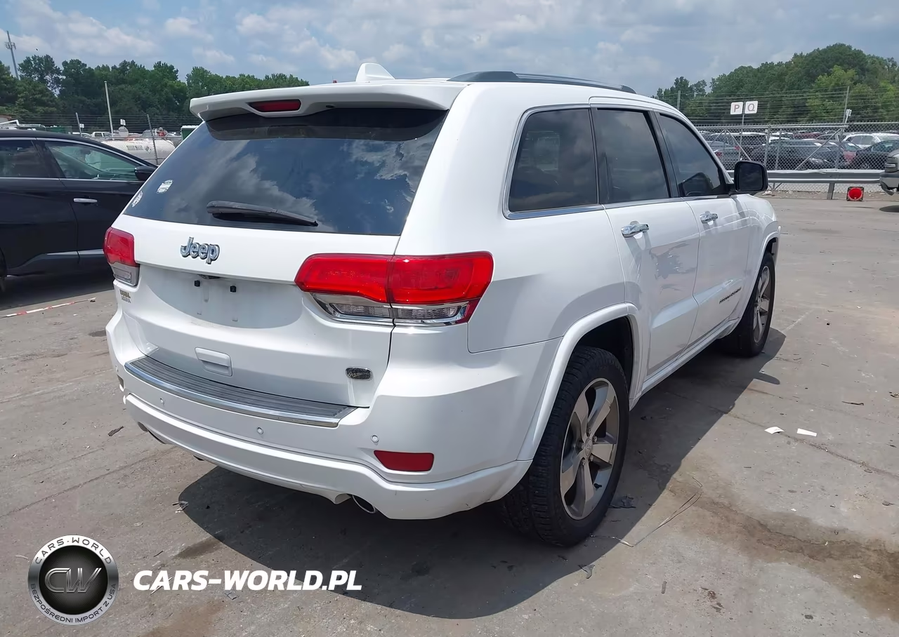 2016 Jeep Grand Cherokee Overland VIN:1C4RJECG3GC500950 - 4