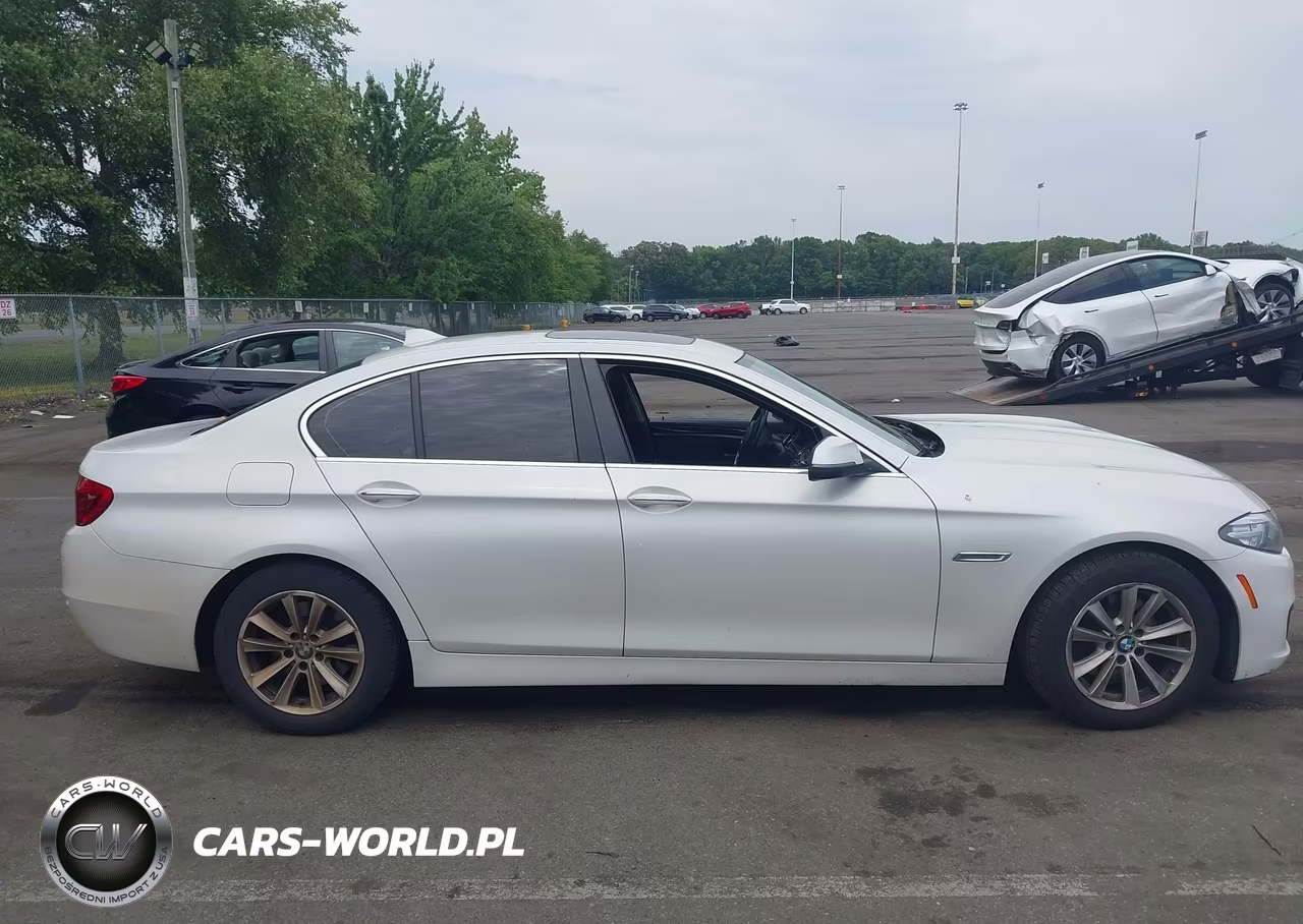 2015 BMW 528I xDrive VIN:WBA5A7C52FG143838 - 13