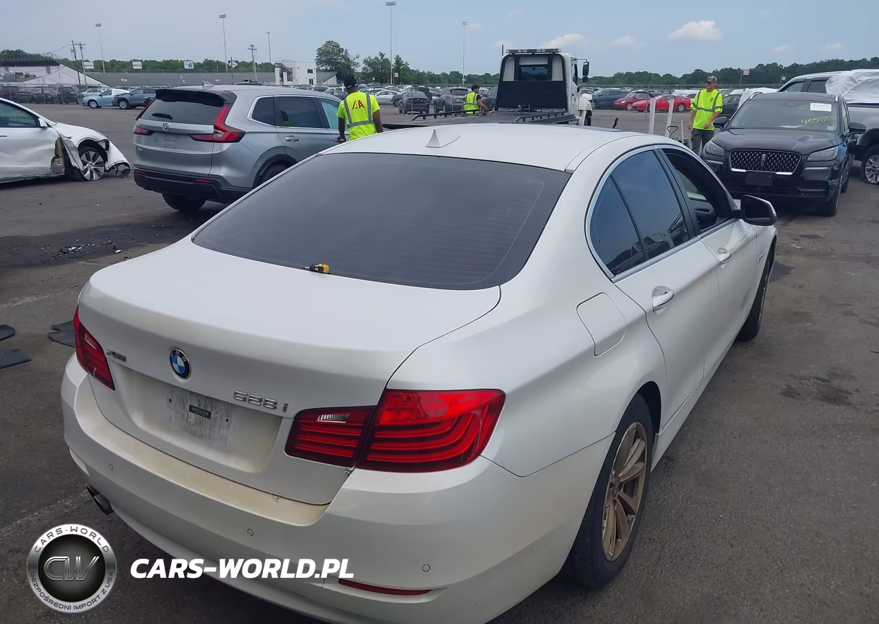 2015 BMW 528I xDrive VIN:WBA5A7C52FG143838 - 4