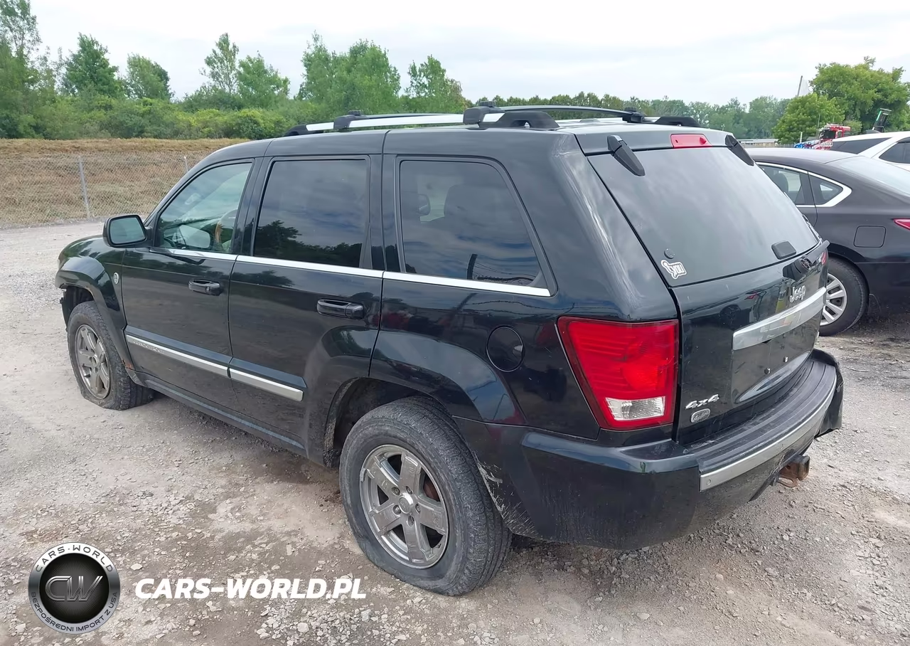 2007 Jeep Grand Cherokee Overland VIN:1J8HR68207C609270 - 3