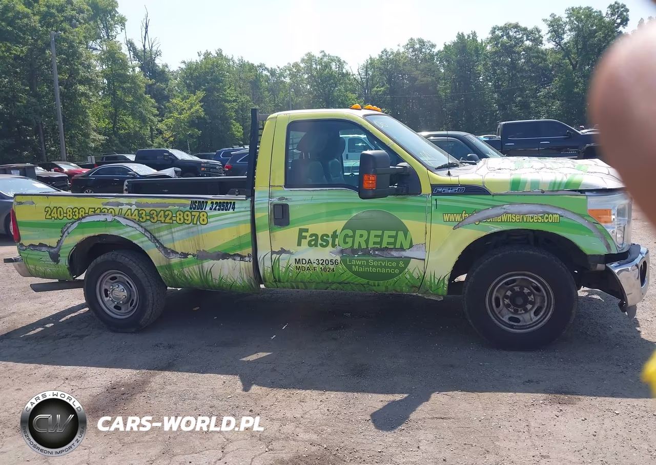 2011 Ford Super Duty F-250 Srw Xl VIN:1FTBF2A68BEA21674 - 13