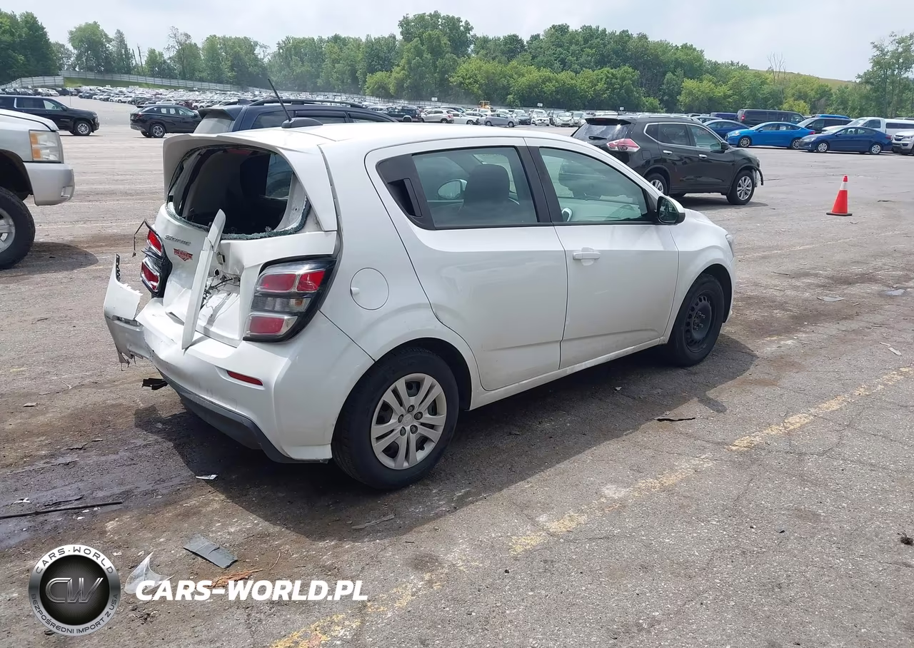 2017 Chevrolet Sonic Lt Auto VIN:1G1JG6SH8H4159092 - 4