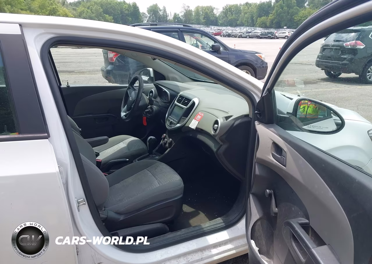 2017 Chevrolet Sonic Lt Auto VIN:1G1JG6SH8H4159092 - 5