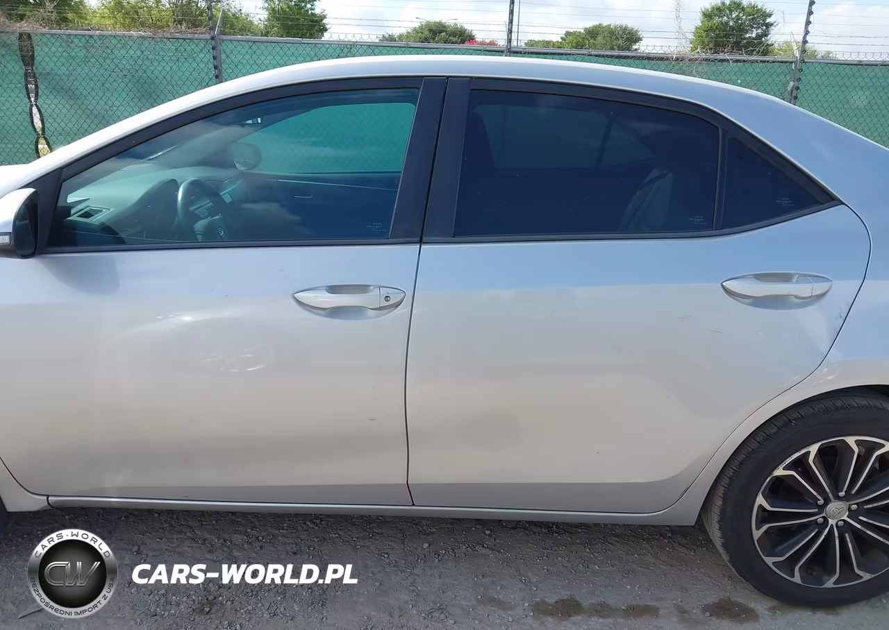2015 Toyota Corolla S Plus VIN:5YFBURHE0FP258048 - 15