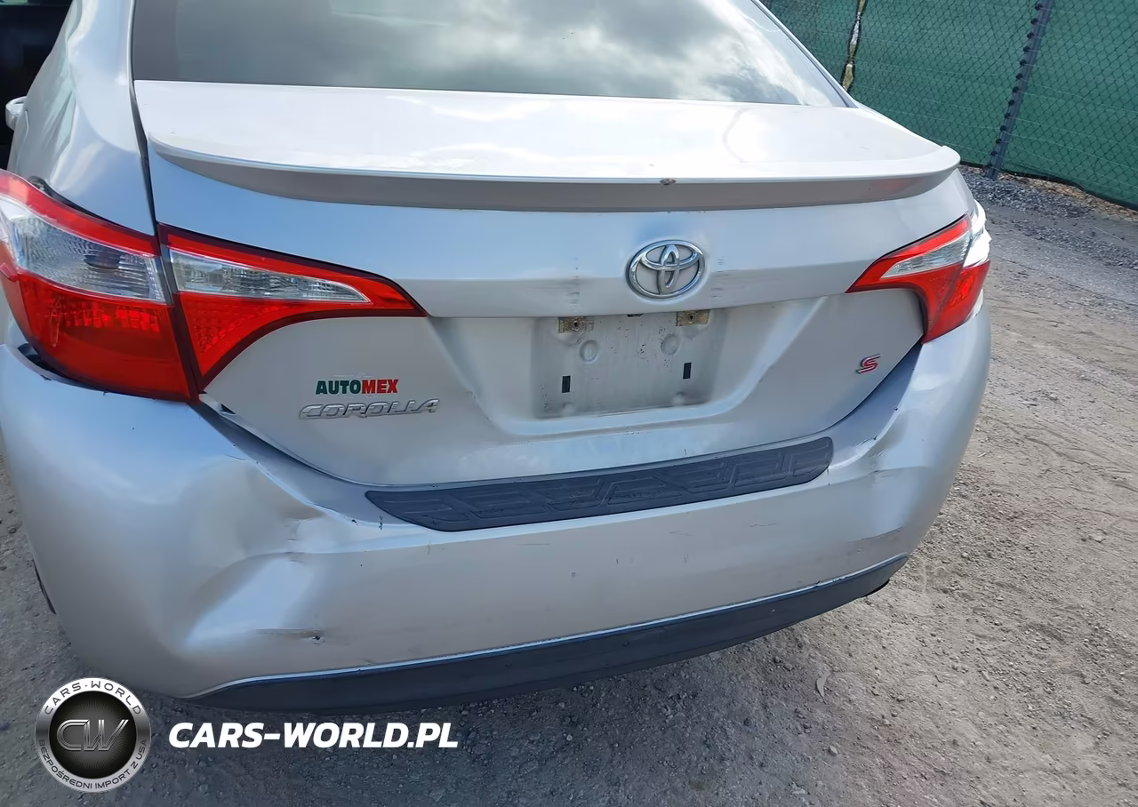 2015 Toyota Corolla S Plus VIN:5YFBURHE0FP258048 - 18