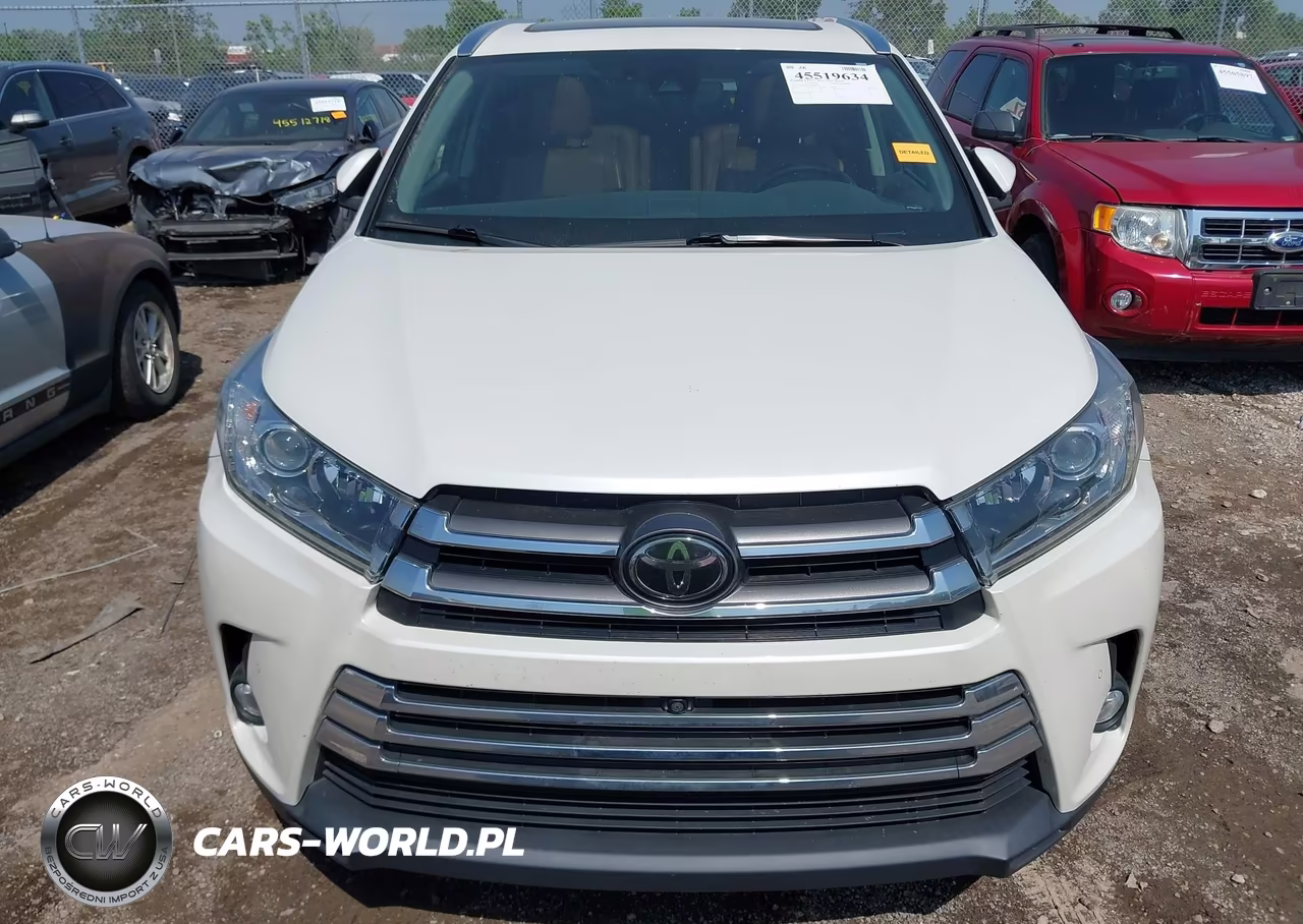 2017 Toyota Highlander Limited Platinum VIN:5TDDZRFH1HS456266 - 6